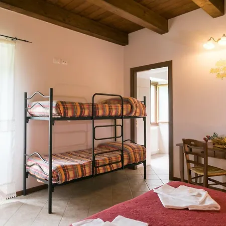 Alloggio per agriturismo L'antico Frutto *