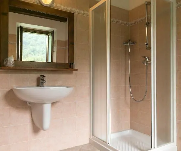 Alloggio per agriturismo L'antico Frutto *