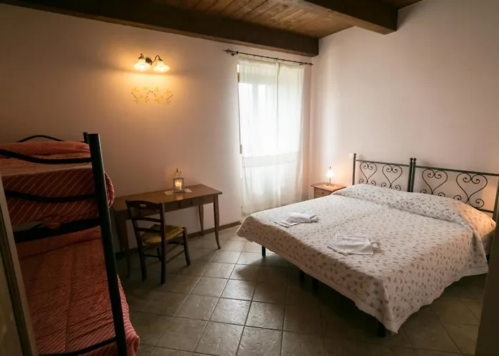 Alloggio per agriturismo L'antico Frutto *